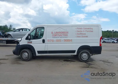 2020 Ram Promaster 1500 Low Roof 136 Wb z USA, uszkodzony, nr VIN 3C6TRVAG3LE123855